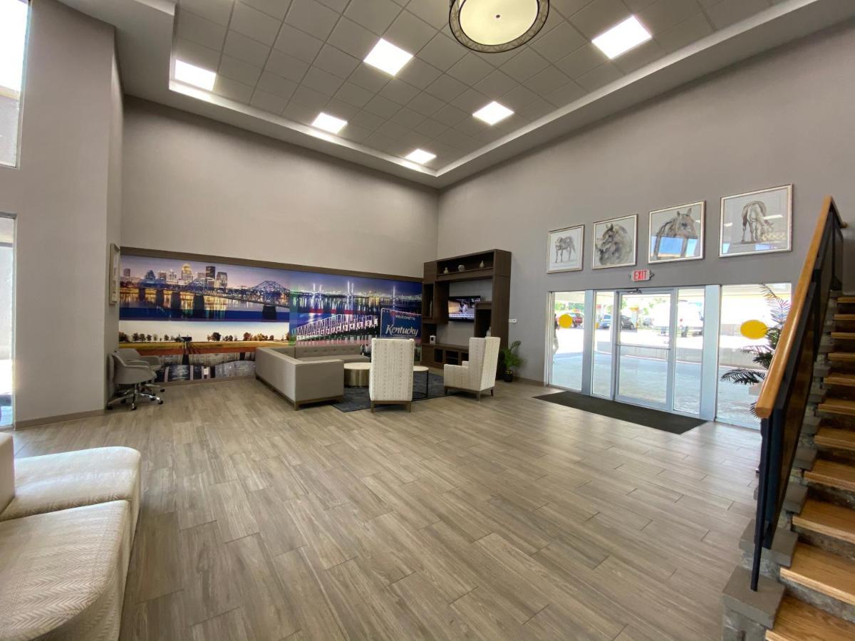 Clarion Pointe University/Expo ルイスビル エクステリア 写真
