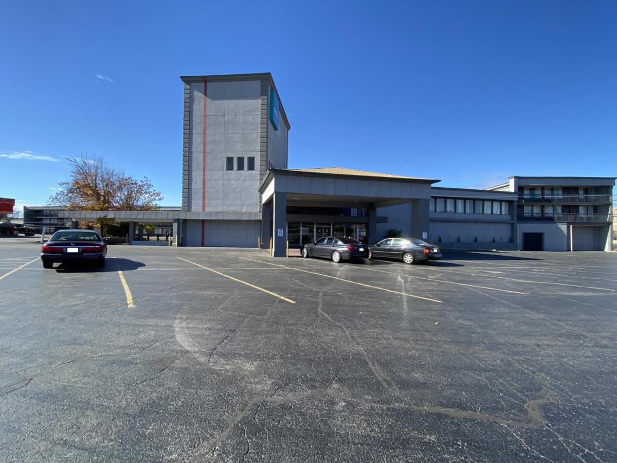Clarion Pointe University/Expo ルイスビル エクステリア 写真
